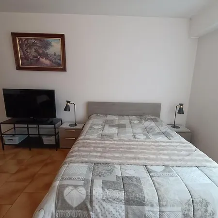 Le Chateau Durieux 4 - Proche Tous Commerces, Fonctionnel ! Mae-7484 *